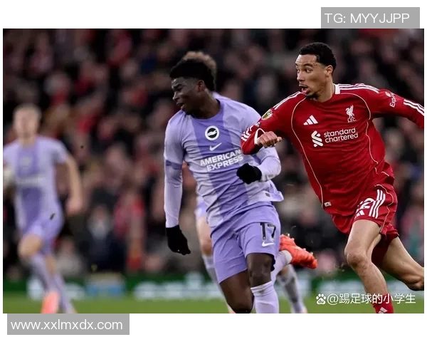 中超激战曼联大胜切尔西红牌事件引发全场热议与转会传闻 中超激战曼联大胜切尔西红牌事件引发全场热议与转会传闻