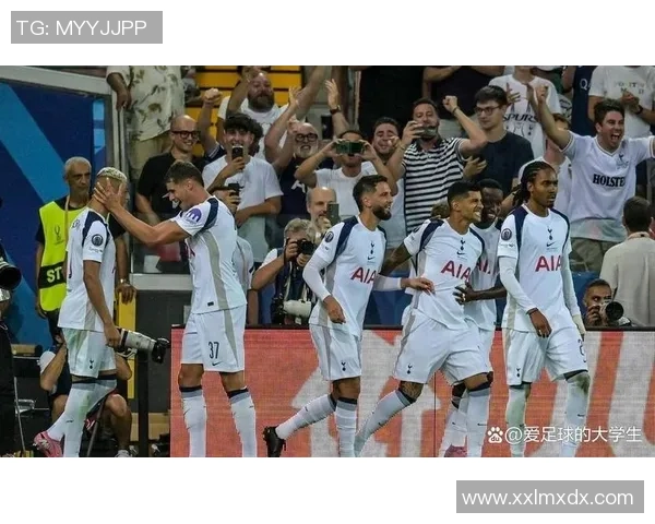 英超激战：热刺逆转巴黎圣日耳曼乌龙球成关键瞬间