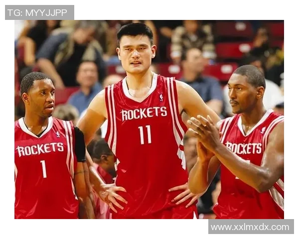 姚明站冒的传奇时刻：从篮球场到人生舞台的辉煌旅程