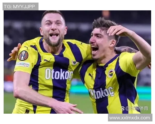 欧联杯曼联大胜波尔图6比2全场沸腾数据分析引发热议