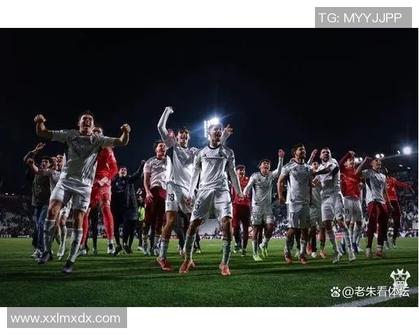 国王杯惊天逆转皇马4-3险胜利物浦引发历史冷门狂潮 国王杯惊天逆转皇马4-3险胜利物浦引发历史冷门狂潮