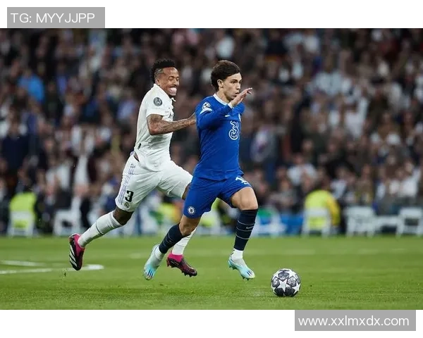 国王杯激战那不勒斯与AC米兰交锋补时进球引发全场狂欢分析 国王杯激战那不勒斯与AC米兰交锋补时进球引发全场狂欢分析