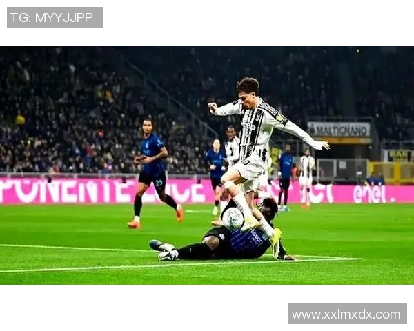 里昂3-0战胜尤文图斯绝杀瞬间引发争议判罚全场沸腾