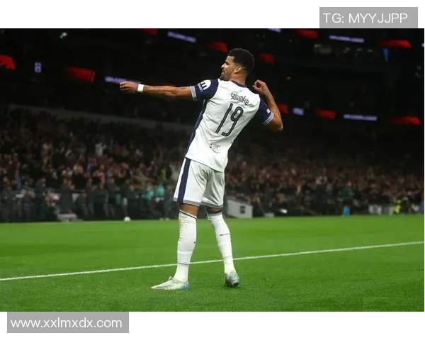 曼城友谊赛逆转热刺红牌争议引发全场热议与冷门回顾