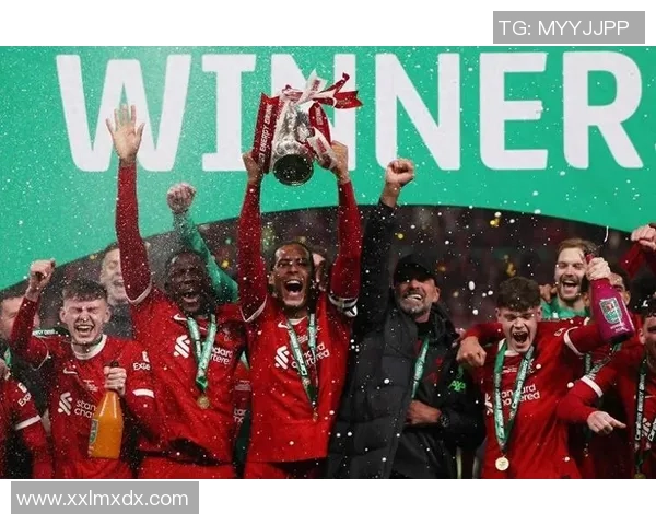 意甲赛场切尔西大胜利物浦引发转会风波全场沸腾